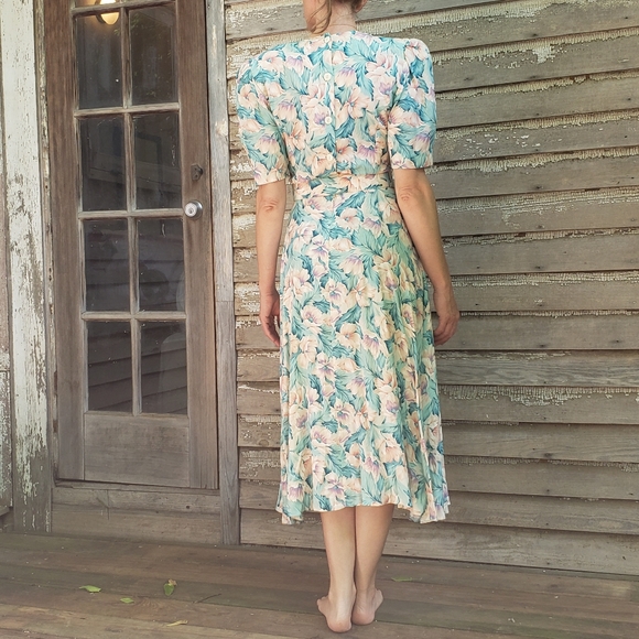 80s VTG Pastel Floral Garden Party Dress - Picture 2 of 12
